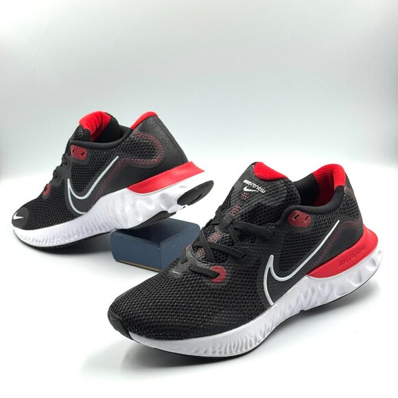 Nike Renew Run Black White University Red - Picture 6 of 10